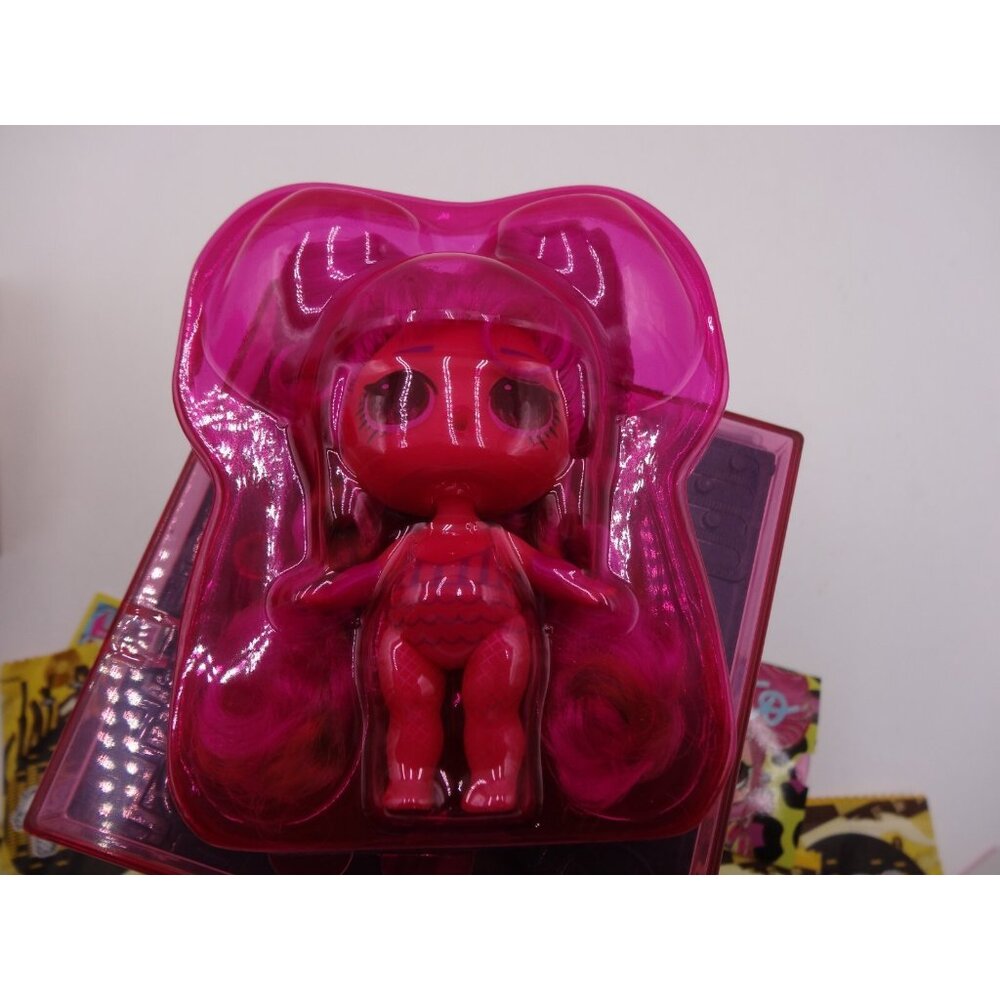LOL Surprise Remix Hair Flip remix Q.T. Gold Radical and New Doll with packages - Picture 12 of 16